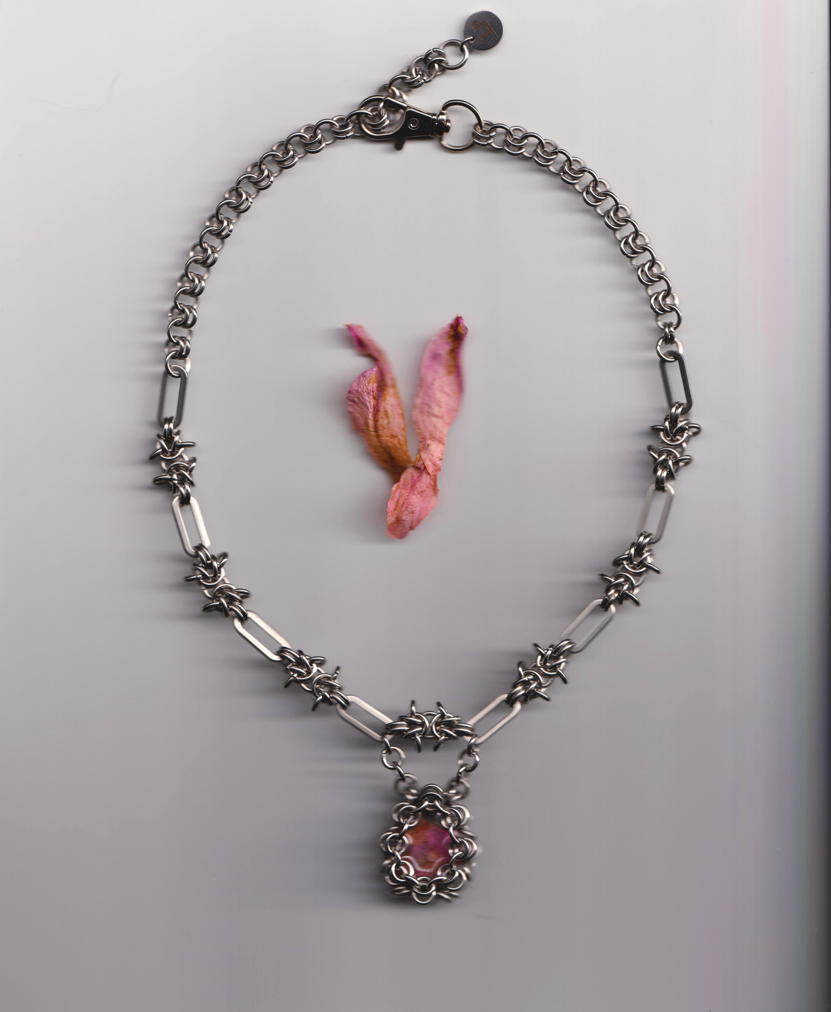 Flower Fort necklace