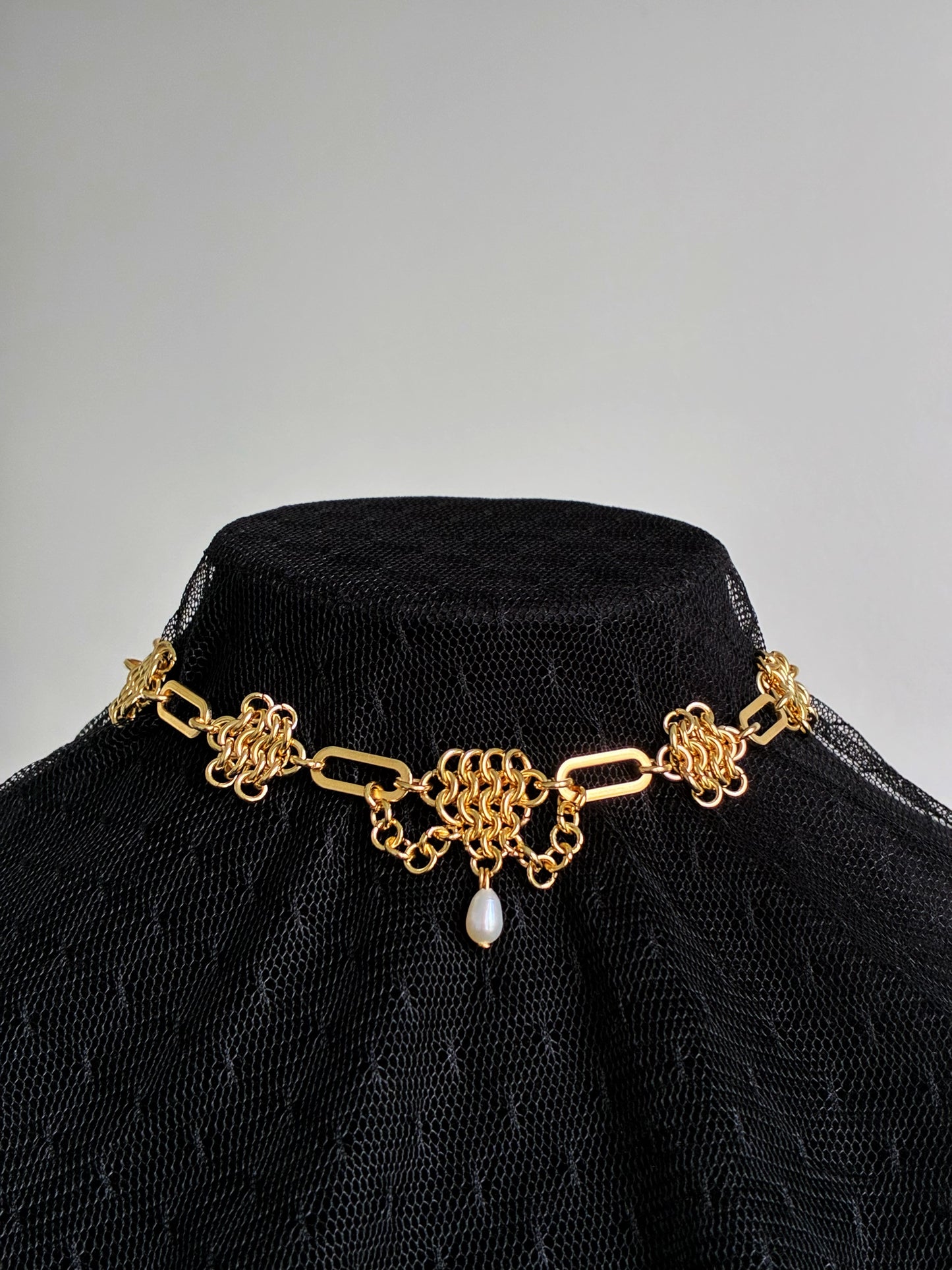 Siren's Gift choker